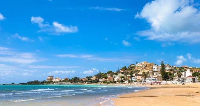 Casa Vacanze La Casetta Di Zinu' 포르토 엠페도클레 외부 사진