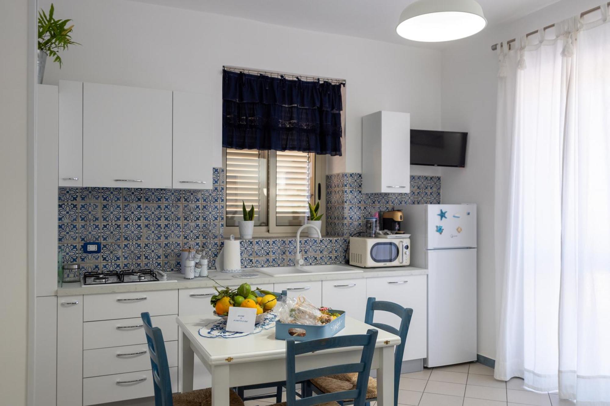 Casa Vacanze La Casetta Di Zinu' 포르토 엠페도클레 외부 사진