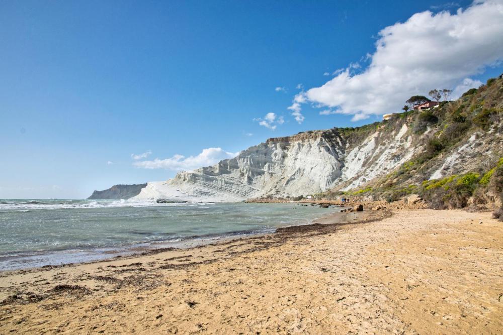 Casa Vacanze La Casetta Di Zinu' 포르토 엠페도클레 외부 사진