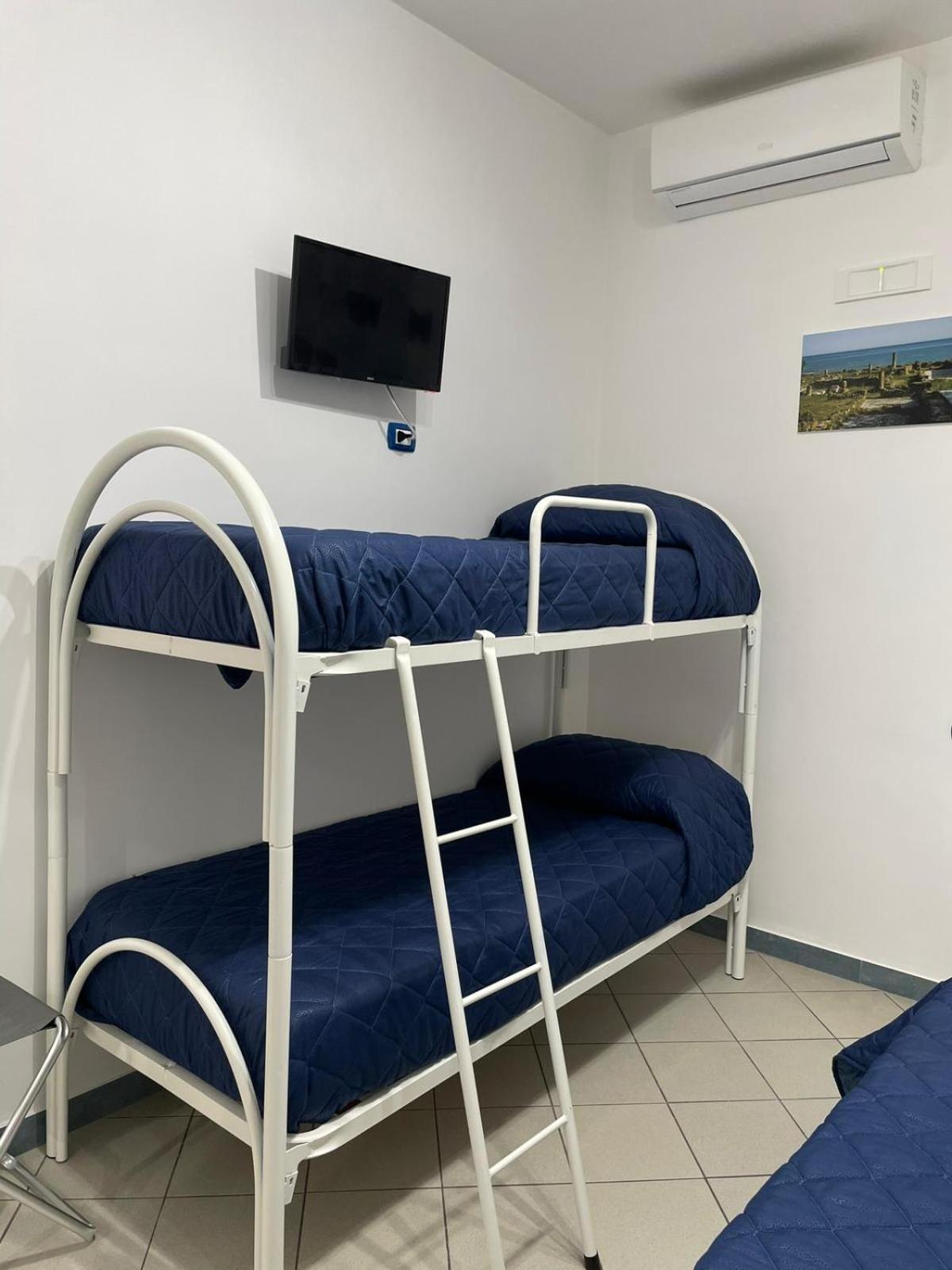 Casa Vacanze La Casetta Di Zinu' 포르토 엠페도클레 외부 사진